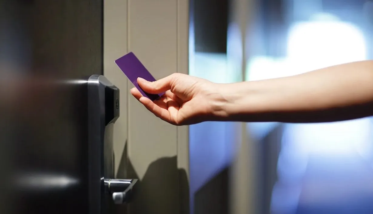 NFC Digital Card: An Innovative Tool For The Hotel Industry