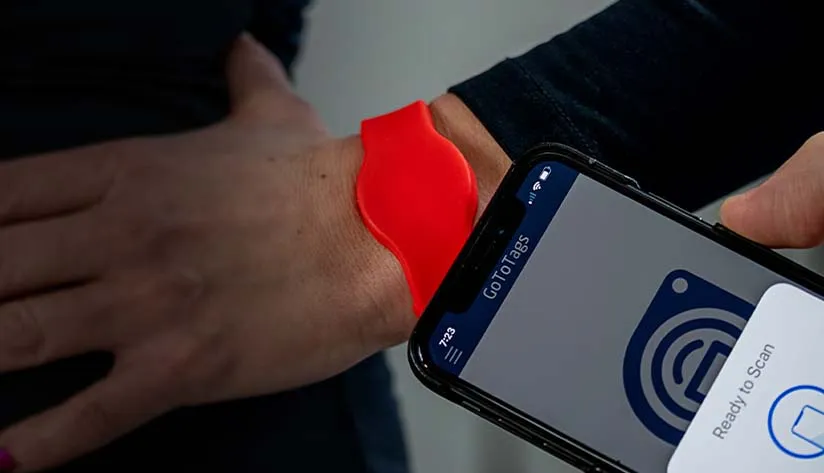 Connect of NFC with other wearable tools