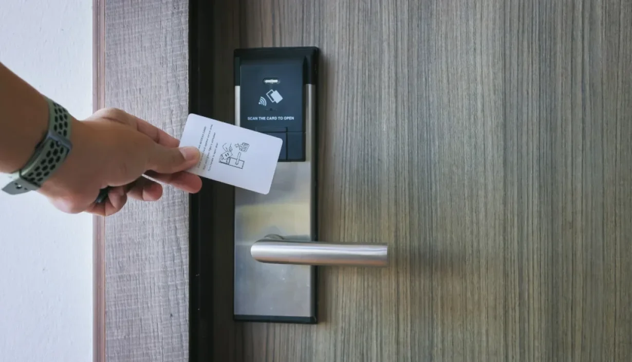 RFID Hotel Key Card Dimensions: Standard Sizes & Custom Options