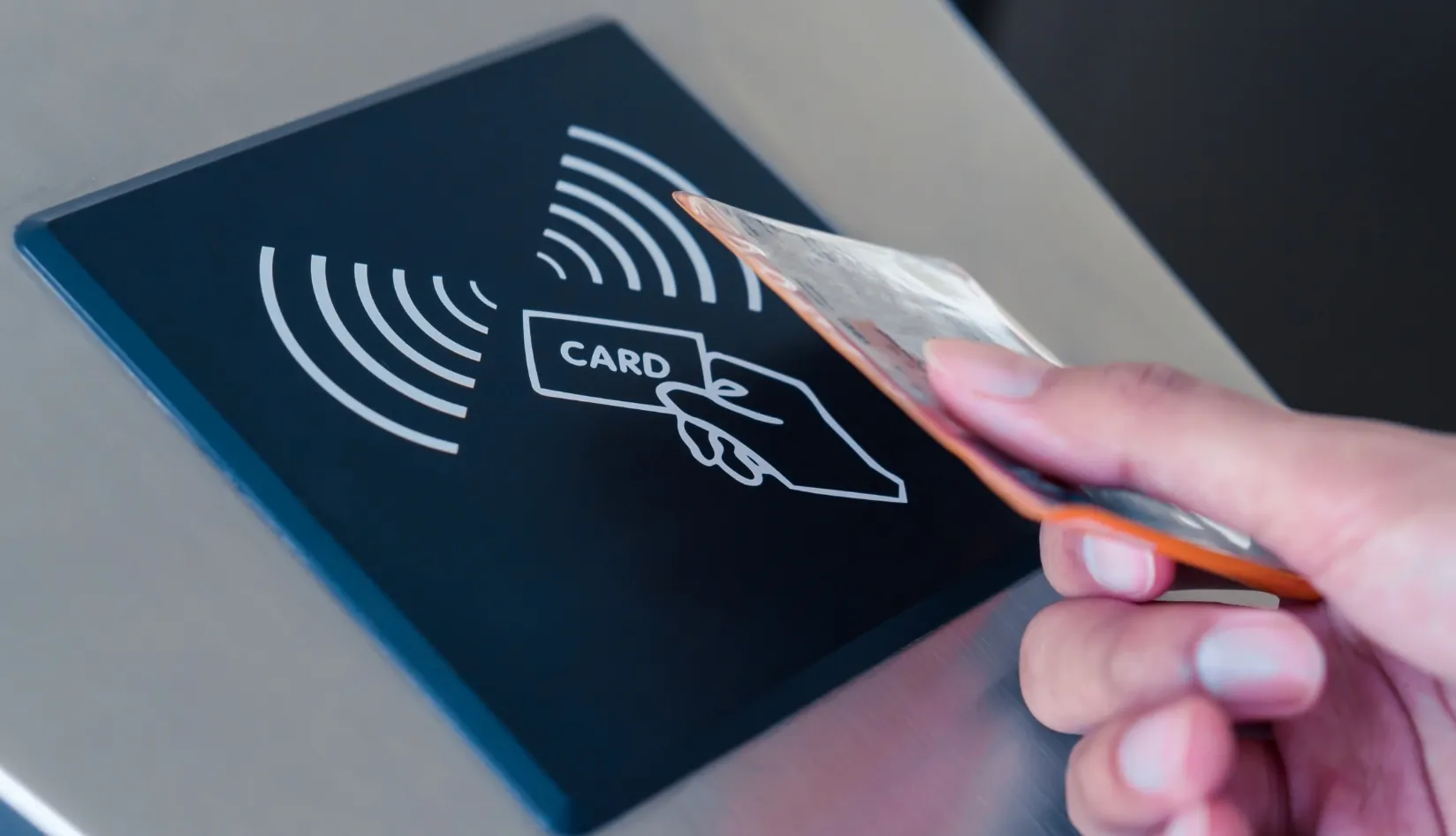 125 kHz RFID in access control field 125 kHz RFID used in access control systems such as doors, gates, and secure building entry.